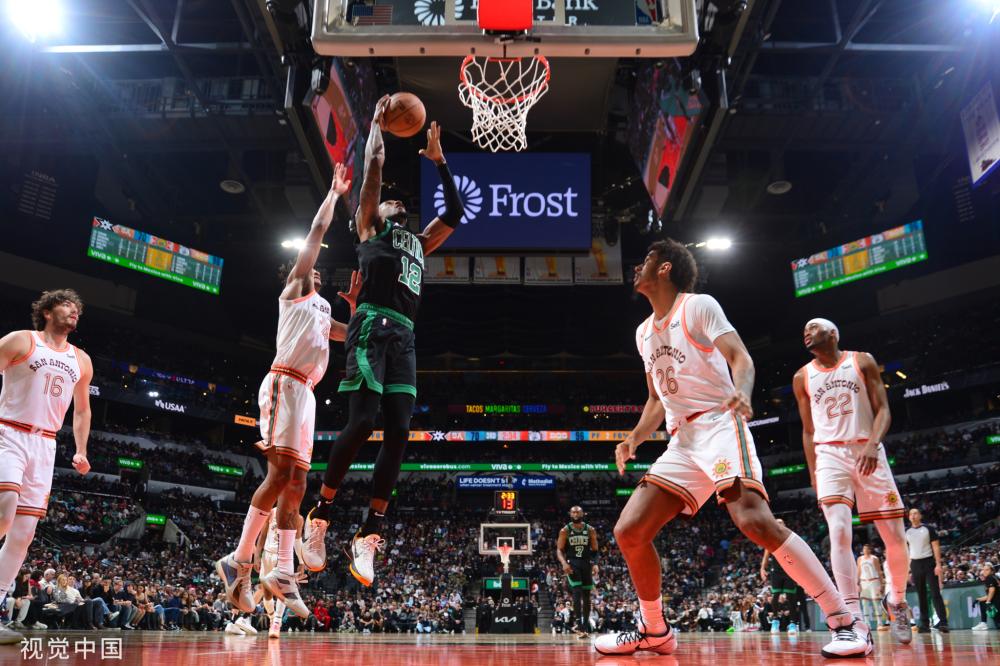 够在比赛中 够在比赛中