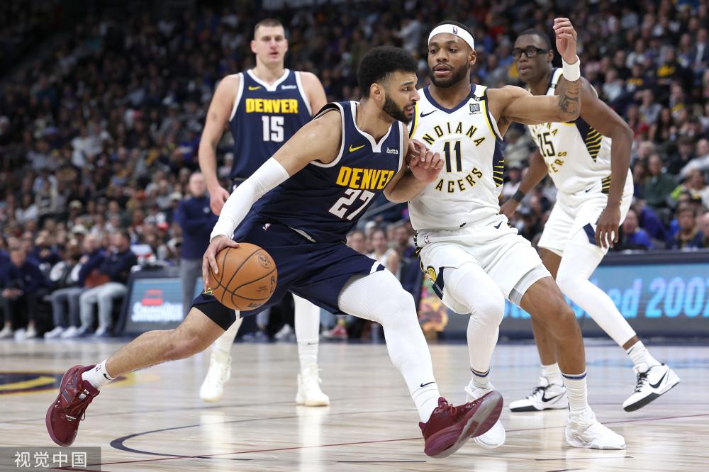 在球队中扮 在球队中扮